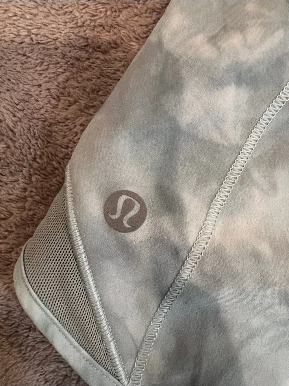 lululemon athletica Women's Pale Blue Tie-Dye Running Shorts